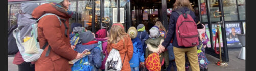 Die Schüler der CP besuchen das Musical „Die Weihnachtsbäckerei“