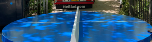 Die neue runde Tischtennisplatte ist angekommen